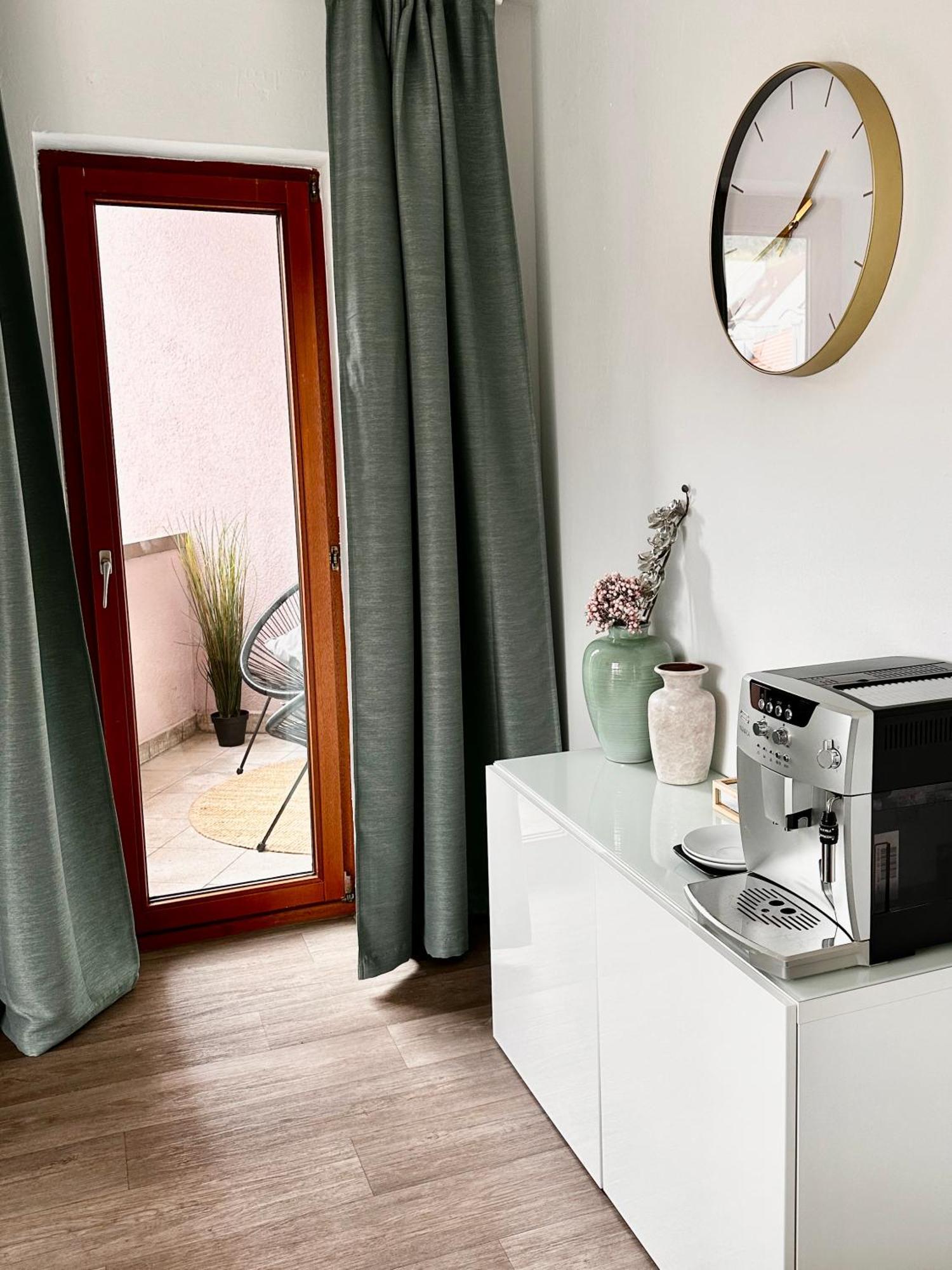 Apartment Alte Mainbruecke - Gratis Kaffee - Netflix - Balkon *