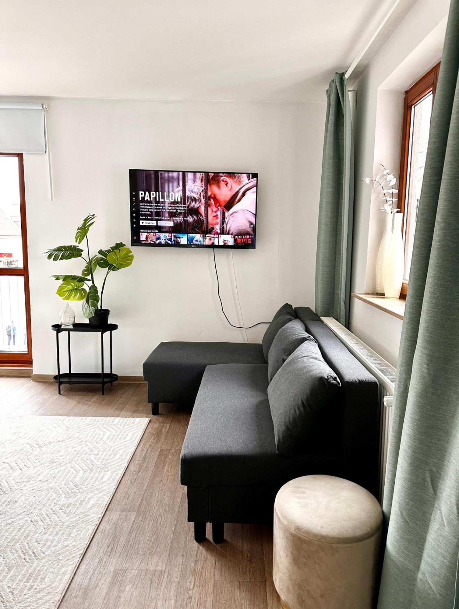Alte Mainbruecke - Gratis Kaffee - Netflix - Balkon Apartment *